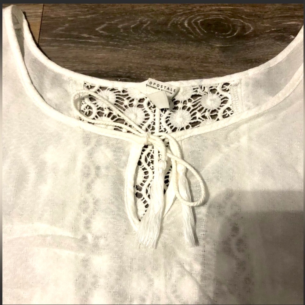 Aeropostale S Like New eyelet Bell Sleeves White Boho Blouse Shirt Lightweight - Picture 7 of 17